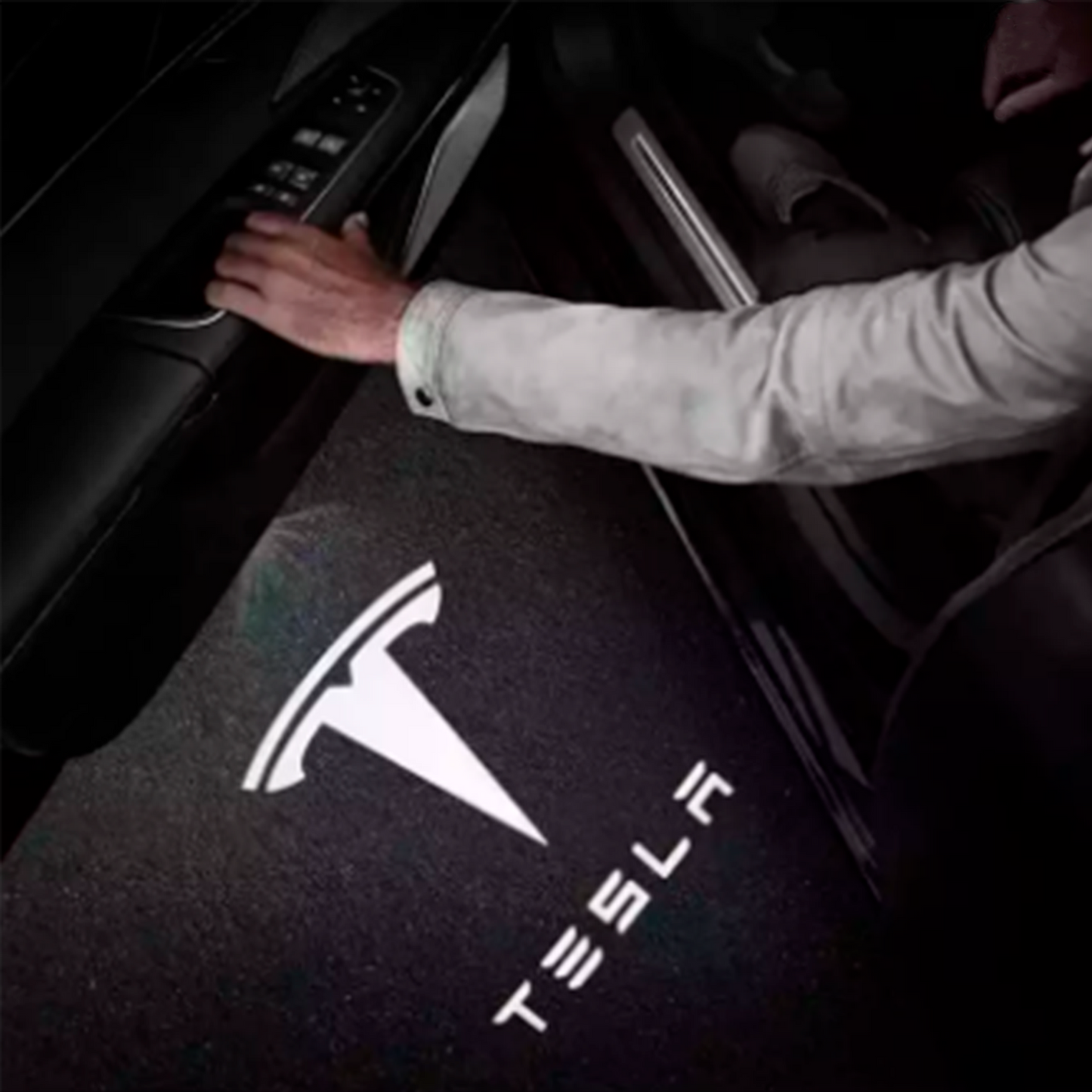 2 pcs. Tesla Logo Entry light 